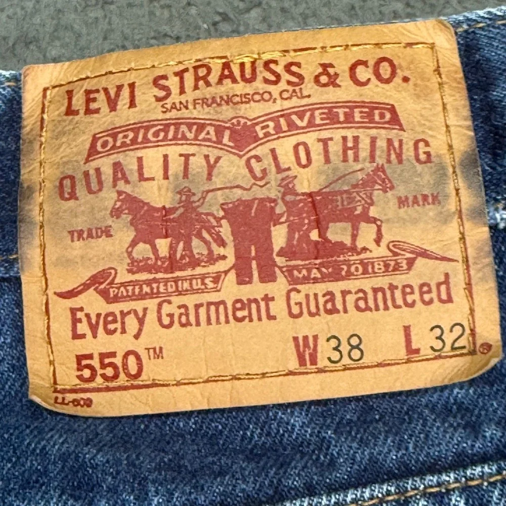 Levis 550 Jeans Mens 38x32 Blue Relaxed Fit Tapered Leg Denim 00550-0216 1999
